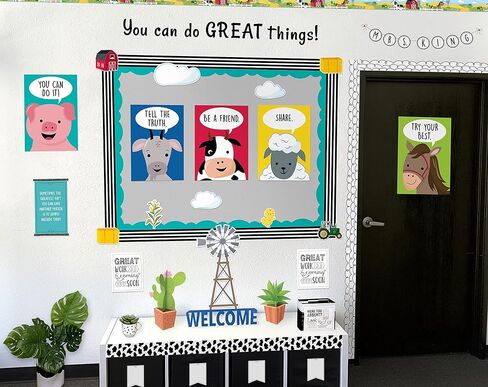 لوحة الإعلانات الممتعة للمزرعة من Creative Teachers Farm Friends (10237) كبيرة in Saudi Arabia