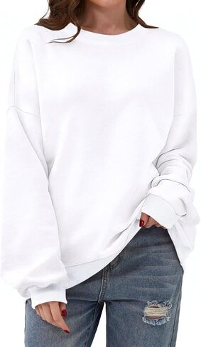 سويت شيرتات عيد الميلاد للنساء بأكمام طويلة، قميص برسومات شجرة عيد الميلاد، بلوفر لطيف وجذاب لعيد الميلاد، بلوفر بياقة دائرية in Kuwait