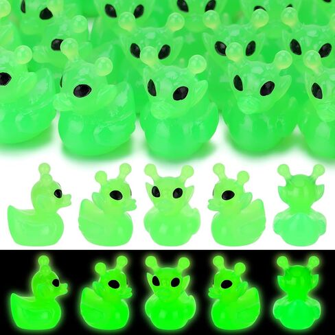 50 Pcs Bigfoot Ducks Toy Figures, Mini Bigfoot Resin Ducks Bulk, Tiny Bigfoots Figurine Dress up Duck Toy for Party Favors (Bigfoot) in Saudi Arabia