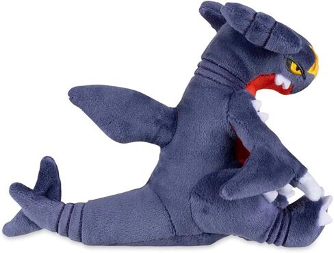 مركز البوكيمون: جارشومب يجلس كيوتيز من القطيفة in Kuwait