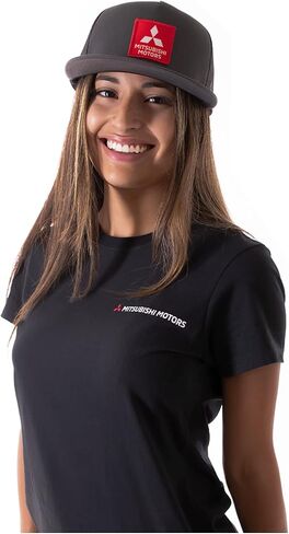 قبعة سائق الشاحنة ميتسوبيشي باتش in Kuwait