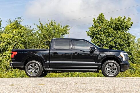 Rough Country 3/4" Leveling Kit for 2022 Ford F-150 Lightning - 52006 in Saudi Arabia