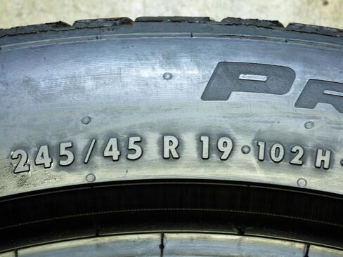 إطار نصف قطري Continental ProContact GX - 245/45R19 102H in Saudi Arabia