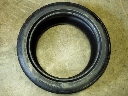 إطار نصف قطري Continental ProContact GX - 245/45R19 102H in Saudi Arabia