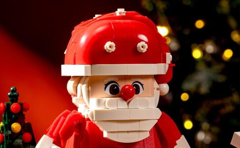 Christmas Building Blocks Set, 750 Piece Santa Claus Building Block Set with Christmas Tree and Gift Box, Santa's Gift Train Building Sets for Kids Ages 6-12, Holiday Building Toys for Boys Girls in Saudi Arabia