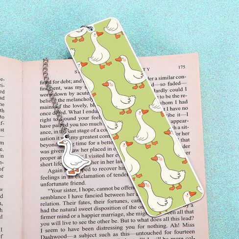 إشارات مرجعية لطيفة من Green Stuff للنساء والفتيات والأطفال، إشارة مرجعية معدنية سخيفة لمحبي الكتب المضحكة، هدايا للقراء، عشاق الكتب، علامات كتاب للنساء للقراءة، حاملات الصفحات للفتيات والأطفال للقراءة على الجانبين in Kuwait