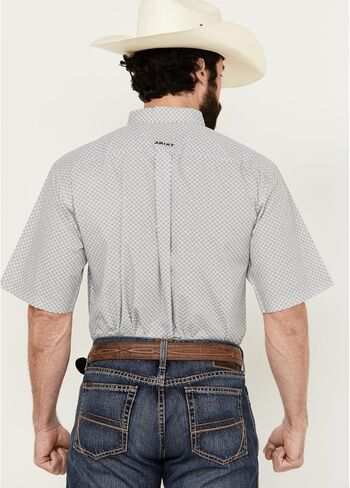 Ariat Men's Wrinkle Free Bear Classic Fit Shirt in Saudi Arabia