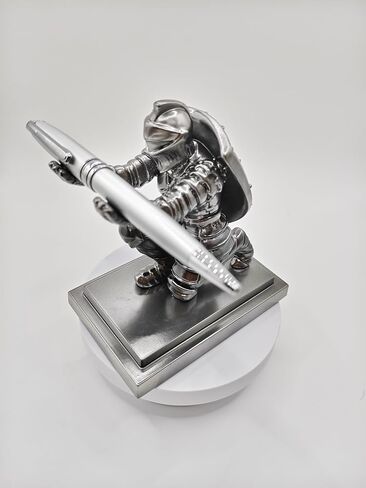 King's Guard Knight Pen Holder And Rollerball Pens, Medieval Warrior Desk Stand, Decorative Office Accessory, Silver，knight pen holder ，desk decor for men，cool desk accessories，men pen in Saudi Arabia