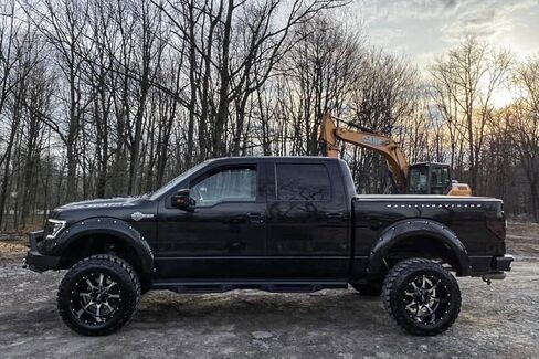 Rough Country 6" Suspension Lift Kit for 2011-2014 Ford F-150 4WD - 57530 in Kuwait