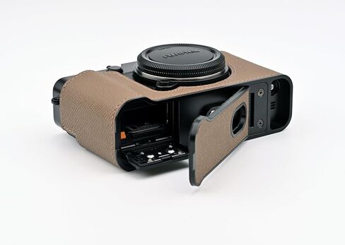 نصف حافظة كاميرا مصنوعة يدويًا من الجلد الأصلي لحقيبة كاميرا FUJIFILM X-E5/FUJIFILM X-E5 - طبقة علوية من جلد البقر + لوحة قاعدة معدنية (بني) in Kuwait