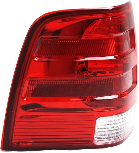 Garage-Pro Tail Light Assembly For Ford Expedition 2003-2006, Halogen Driver and Passenger Side, Tail Lights in Saudi Arabia