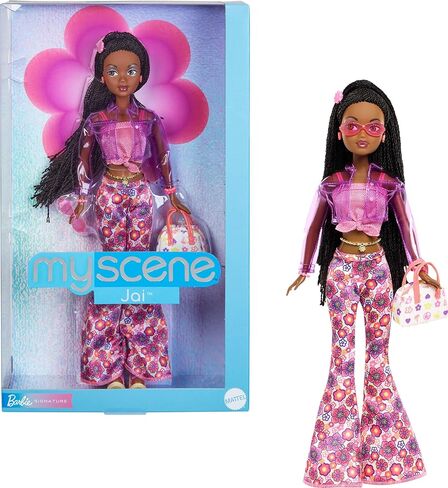 دمية Barbie Signature My Scene Jai وإكسسواراتها، وضفائر سوداء، وزي مستوحى من Y2K مع بلوزة وردية، وسترة من الفينيل، وسروال واسع مزين بالزهور وحامل دمية in Saudi Arabia