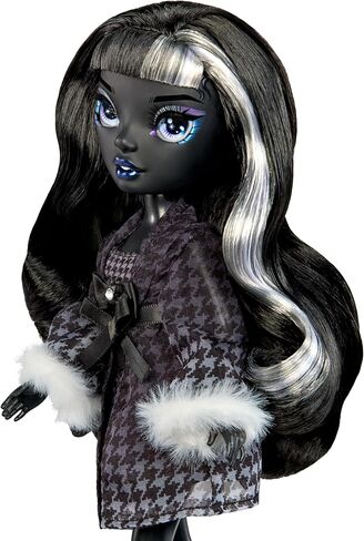 Shadow High Fashion Doll Sleepover- Shanelle (Black Hair) in Saudi Arabia