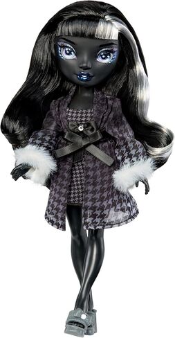 Shadow High Fashion Doll Sleepover- Shanelle (Black Hair) in Saudi Arabia