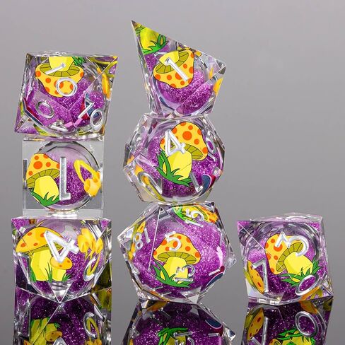 OUKELANWO Liquid Core Mushroom DND Dice Set D&D, 7Pcs Resin Sharp Edge Dice with Gift Box, Dungeons Dragons D and D Role Playing Gaming Dice D20 D12 D10 D8 D6 D4, Purple in Kuwait