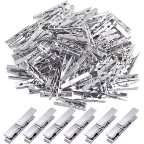 100 قطعة من المشابك البلاستيكية الصغيرة، دبابيس الملابس الصغيرة الخضراء، مشابك صور قوية وقوية لتعليق الصور والبطاقات البريدية والمذكرات وسلسلة أضواء الجنية التي يمكنك صنعها بنفسك in Kuwait