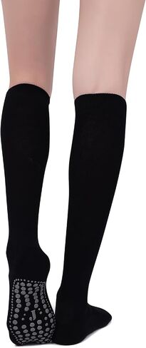 جوارب اليوغا JUCHYDii مع مقابض للنساء، جوارب طويلة غير قابلة للانزلاق للبيلاتس والبار والتدريبات والمستشفى (أسود/رمادي) in Kuwait