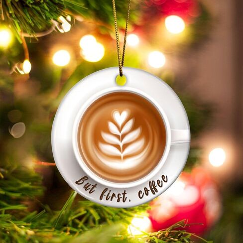 Artsy Woodsy Coffee Cup شجرة عيد الميلاد 2D مسطحة (ليست زخرفة ثلاثية الأبعاد) زخارف سيراميك 2023، ولكن أول زينة معلقة للقهوة للعطلات، عشاق القهوة الساحرة، هدية تذكارية لباريستا in Kuwait