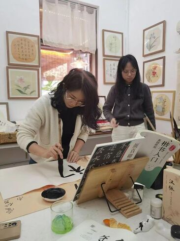 MB888 Quality Featured Brush for Traditional Chinese Painting & Ink Brush Calligraphy (classic calligraphy brush) in Saudi Arabia