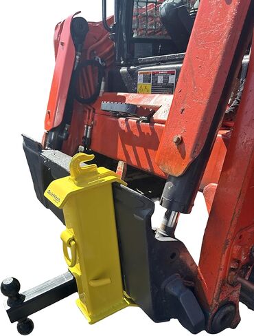 QuicHitch Tractor & Skid Steer Hitch Attachment, 5K/20K lb Capacity & Universal Fit. Skid Steer Quick Hitch Adapter Includes Chain Grab Hook & D-Ring to Help Any Towing Challenge. Made in USA in Saudi Arabia