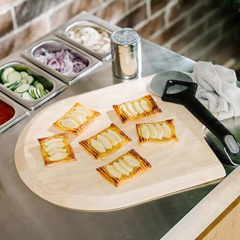 مسدس درجة الحرارة بالأشعة تحت الحمراء لأفران البيتزا من Everdure - مقياس حرارة ليزر رقمي بالأشعة تحت الحمراء للقراءة الفورية - درجة مئوية وفهرنهايت، عدم الاتصال، LED، ملحق مطبخ خارجي يعمل بالبطارية وفرن البيتزا in Kuwait