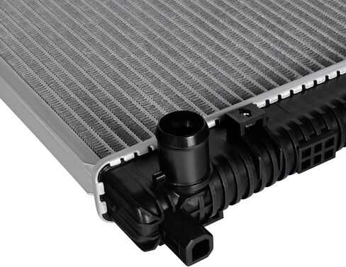 13400 Aluminum Engine Radiator Fit for 2015-2017 for Chrysler 200 3.6L, 2014-2018 for Jeep Cherokee 2.4L in Saudi Arabia