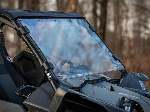 زجاج أمامي كامل مقاوم للخدش SuperATV لعام 2019+ Yamaha YXZ: الحماية القصوى للطرق الوعرة | صنع في الولايات المتحدة الأمريكية | أقوى 250 مرة من الزجاج | يشتمل على سدادة لمبة مثبتة مسبقًا in Saudi Arabia