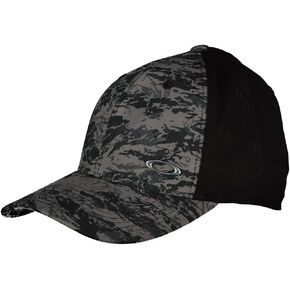 Oakley Men's Tinfoil Cap in Kuwait