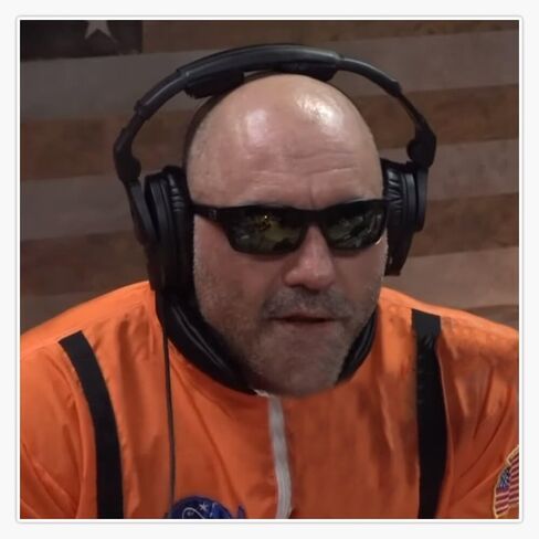 ملصق فينيل مغناطيسي من MAGNET Joe Rogan في الفضاء الخارجي 5 بوصات in Saudi Arabia