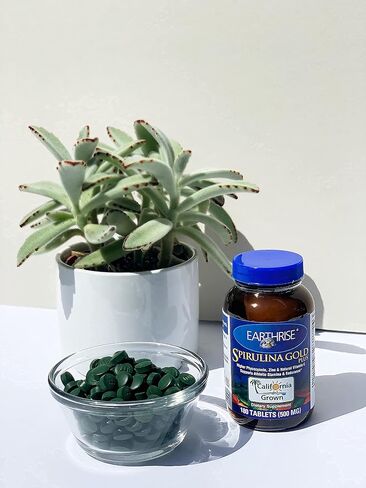 Earthrise Spirulina Gold Plus 500mg Tablet 180 قطعة، سبيرولينا طبيعية فاخرة من كاليفورنيا - نباتي، خالي من الغلوتين، صديق للكيتو، طعام فائق غير معدّل وراثيًا غني بالفيتامينات والمعادن. in Kuwait
