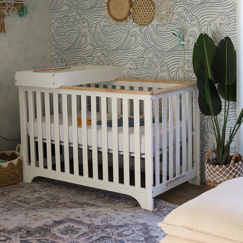 Dream On Me Orion 5-in-1 Convertible Crib with Removable Changing Tray in Vintage White Oak, JPMA & Greenguard Gold Certified, Made of Sustainable New Zealand Pinewood in Saudi Arabia