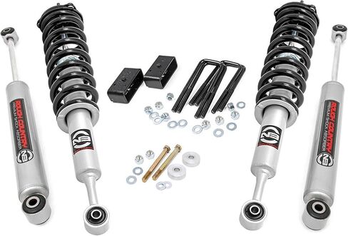 طقم رفع Rough Country 2 بوصة مع دعامات N3 لسيارة Toyota Hilux 2006-2020 - 76231 in Saudi Arabia