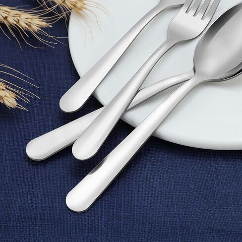 مجموعة ملاعق العشاء مكونة من 36 قطعة، ملاعق فضية من الفولاذ المقاوم للصدأ مقاس 6.7 بوصة، ملاعق حلوى متينة، ملعقة طاولة تستخدم للمنزل والمطبخ والمطعم - مرآة مصقولة، آمنة للاستخدام في غسالة الأطباق in Kuwait