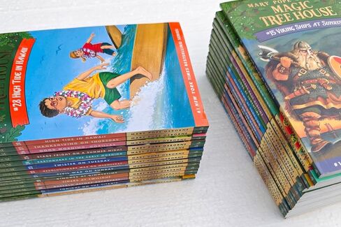 مكتبة بيت الشجرة السحرية 28 سلسلة مجموعة غلاف ورقي بيت الشجرة السحري 1-28 مجموعة كاملة مع صندوق مواد التعليم في مرحلة الطفولة المبكرة in Kuwait