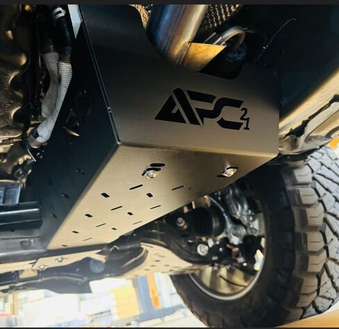 درع مضاد للسرقة للمحول الحفاز، غطاء حماية، متوافق مع Toyota Tacoma 24-26 وToyota 4Runner 25-26 - موديلات الغاز والهجين (2WD و4WD) مع طلاء مسحوق أسود in Saudi Arabia