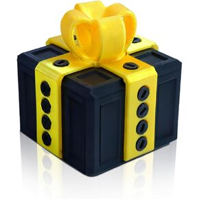 Frdhee Annoying Gift Box with Screws, 3D Printed Prank Screw Box Surprise Funny Prank Christmas Gift Box, Hilarious Money Card Container, Novelty 3D Printed Annoying Box, 6.5x6.5cm(Red green) in Saudi Arabia
