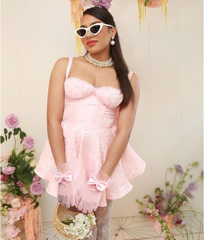 الفاسناتور القبعات للنساء قصيرة قفازات برباط الحجاب ريشة كنتاكي ديربي القبعات الشاي قبعة حفلات طقم قفازات 5 قطعة in Kuwait