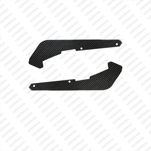 اللوحات الطينية الأمامية من ألياف الكربون لسيارة BMW M3 M4 G80 G81 G82 G83 (2021-2025)، واقيات الرذاذ، حماية الحاجز بدون حفر in Kuwait