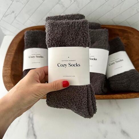 Women's Fuzzy Cloud Socks - Cozy, Comfy, and Luxuriously Soft Sleep Socks - Perfect Gifts for Warmth and Comfort in Saudi Arabia