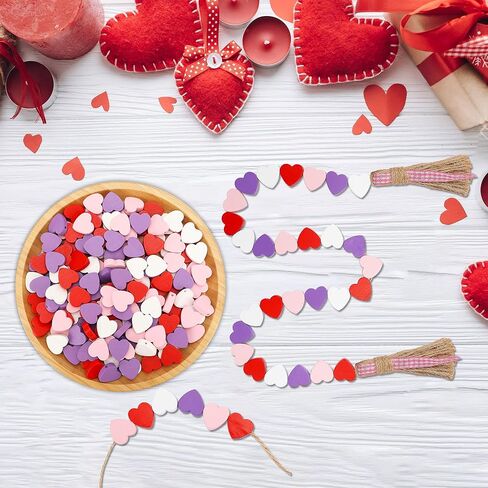 Lucleag 210Pcs Christmas Wooden Bead, Red White Green Wooden Beads DIY Crafts Kits, Christmas Tree Wood Beads Ornaments Xmas Wood Bead with Hemp Rope for Christmas Decor Gifts Party Supplies in Kuwait