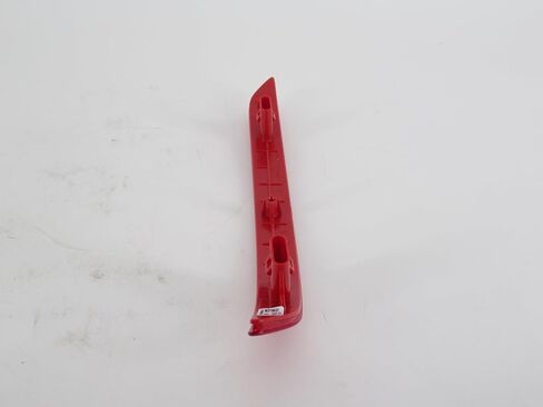 عاكس أمان المصد الخلفي الأيسر (جانب السائق) من مصنع OEM 33555-THR-A01 33555THRA01 لسيارة Honda Odyssey 2018-2024. in Kuwait