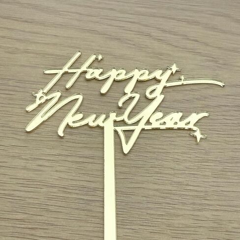 غلاف كعكة Happy New Year، أكريليك ذهبي عاكس، نص احتفالي مع لمسات نجوم in Saudi Arabia