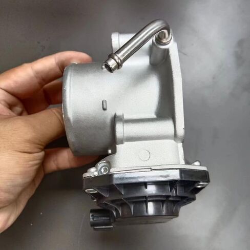 صمام جسم الخانق OEM 2203028070 2203028071 220300H030 220300H031 in Saudi Arabia