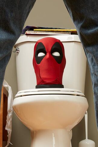 Marvel Legends Deadpool’s Head Premium Interactive, Moving, Talking Electronic, App-Enhanced Adult Collectible, with 600+ SFX and Phrases,Red in Saudi Arabia