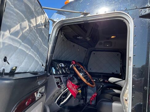 Insulated Blackout Window Covers by ZenEclipse® (1341 Series) Fits Peterbilt 388/389/386 All Years & 2005-2007 Peterbilt 379 Solid Door Windows(Includes Passenger Door Blind Spot Window Cover) in Saudi Arabia