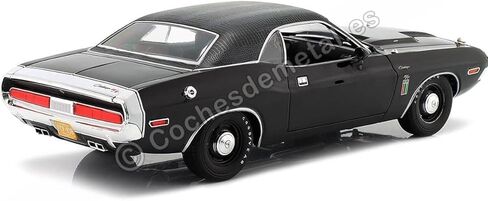 1970 Challenger R/T 426 HEMI The Black Ghost Black with White Tail Stripe 1/18 Diecast Model Car by Greenlight 13614 in Saudi Arabia