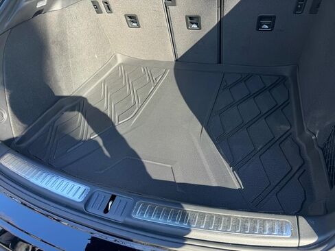 Macan Cargo Liner | AOMSAZTO Custom Fit All Weather Trunk Mat for 2015-2024 Porsche Macan Accessories | Rear Cargo Tray Trunk Floor Mat Waterproof for Porsche Macan Rubber Cargo Mat Black in Kuwait