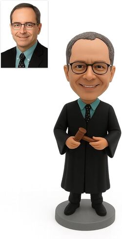 Custom Judge Bobblehead Personalized Gift - Handcrafted Lawyer Figurine with Gavel, Unique Courtroom Souvenir | ZhenXinMW in Saudi Arabia