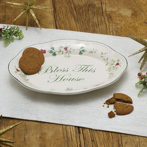 أطباق عشاء Pfaltzgraff Winterberry مقاس 10-1/2 بوصة، مجموعة من 4 قطع، أبيض in Kuwait