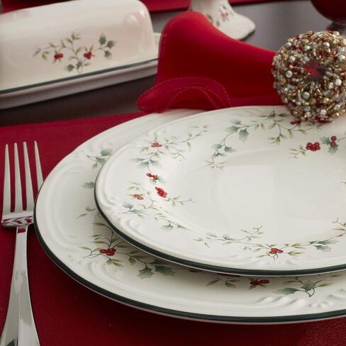 Pfaltzgraff Winterberry 10-1/2-Inch Dinner Plates, Set of 4, White in Saudi Arabia